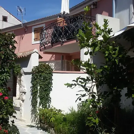 Elda Apartment *